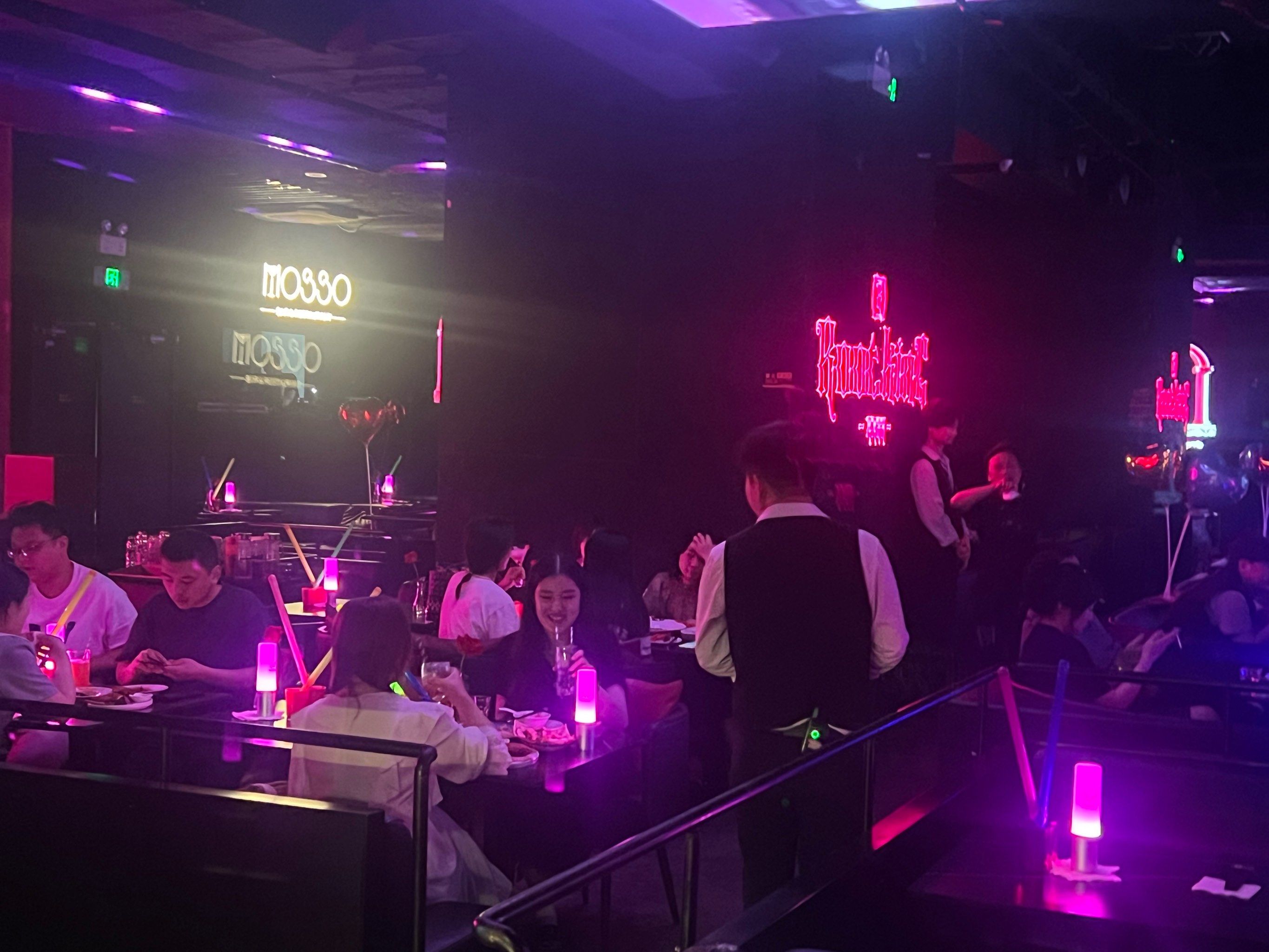 娄底商务ktv中低端区别解析-双峰县ktv预订